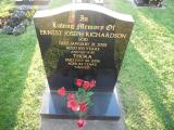 image of grave number 226230